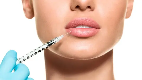 بهترین دکتر تزریق ژل در پیروزی